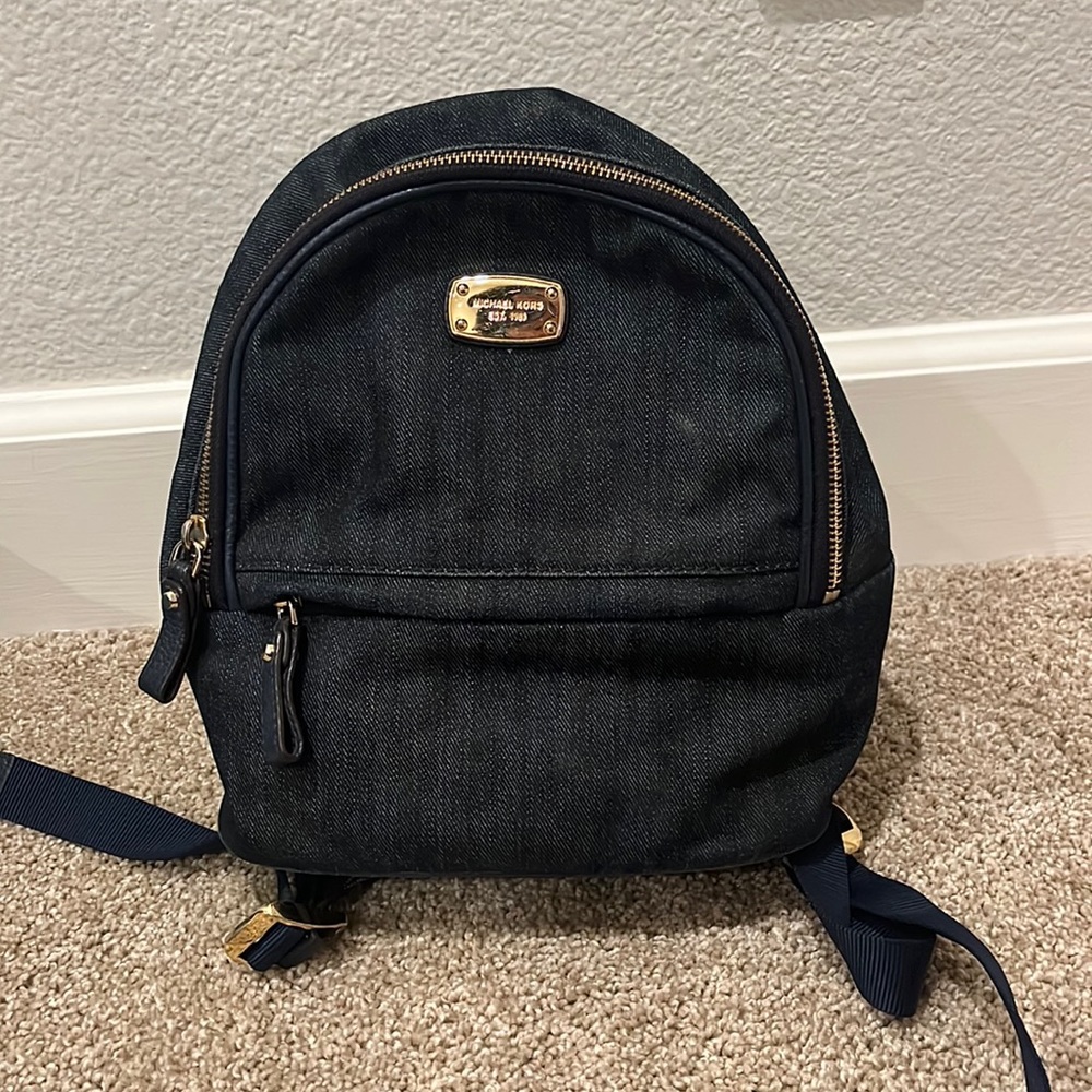 micheal kors backpack